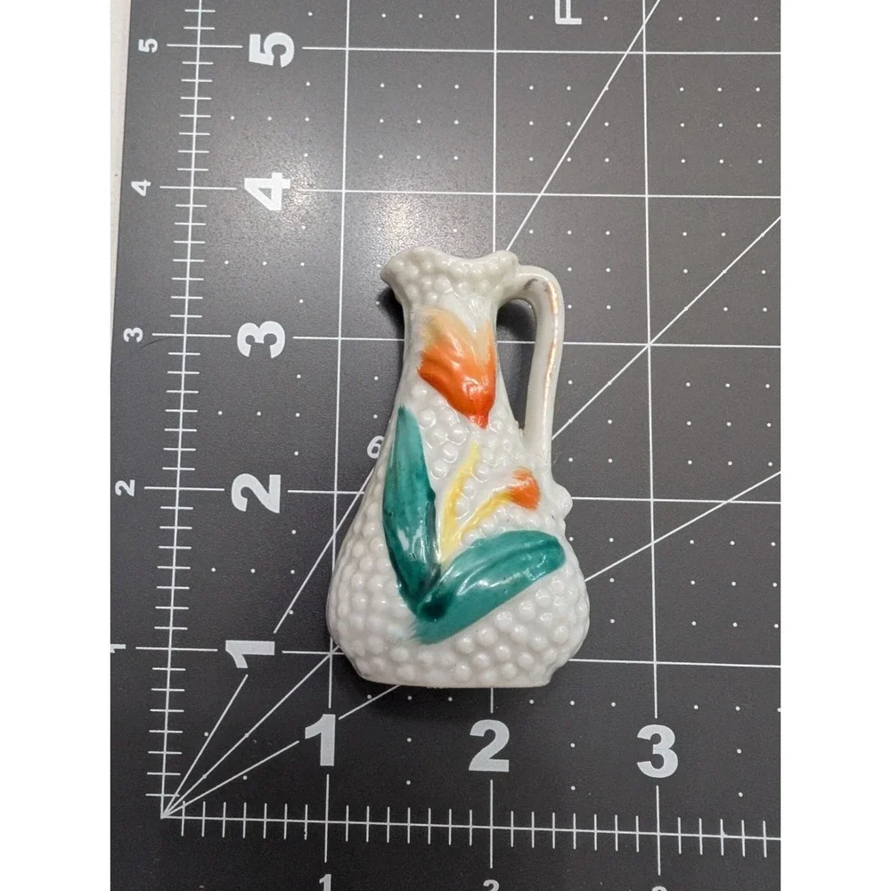 Miniature hob knob Japan bud vase‎ with tulip 4 inch vintage yellow white